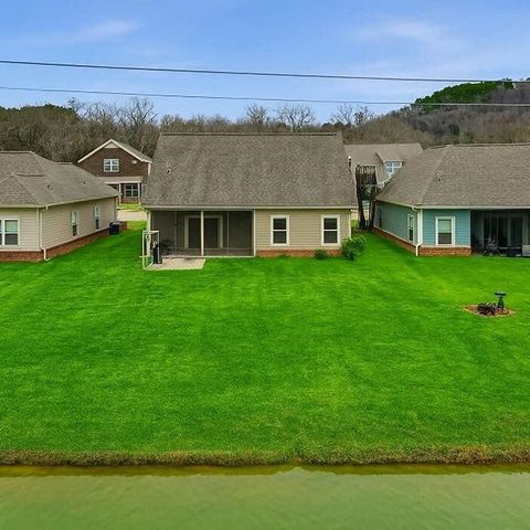 2742 Waterhaven Drive, Chattanooga, TN 37406