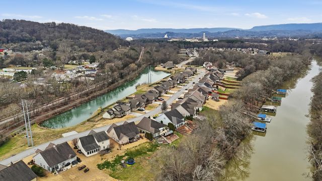 2742 Waterhaven Drive, Chattanooga, TN 37406