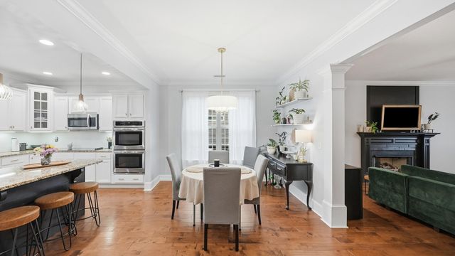 2742 Waterhaven Drive, Chattanooga, TN 37406