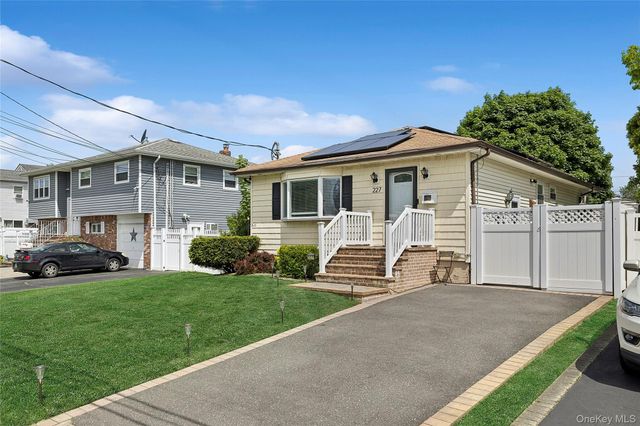227 Chelsea Avenue, West Babylon, NY 11704