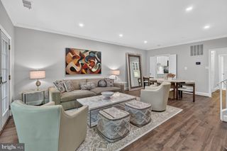 3271 SUTTON PL NW #D, Washington, DC 20016