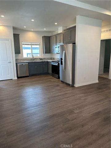 1565 W Arrow Hwy, Upland, CA 91786