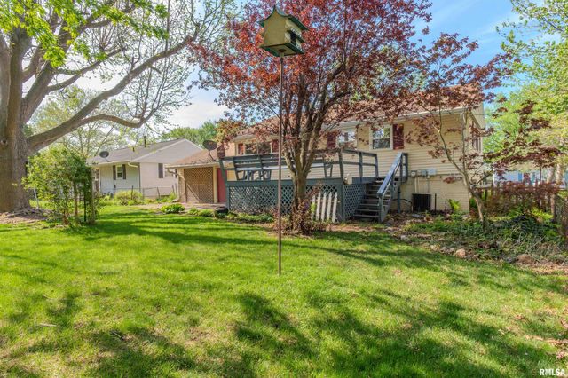 1812 COLUMBUS Drive, Pekin, IL 61554