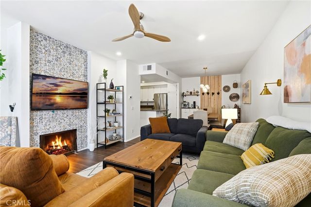 17711 Margate Street 103, Encino, CA 91316
