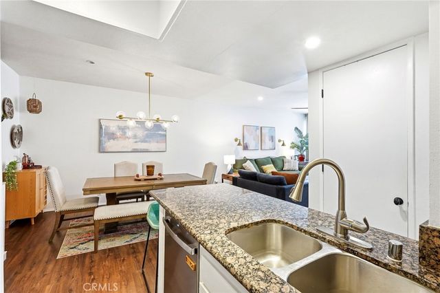 17711 Margate Street 103, Encino, CA 91316