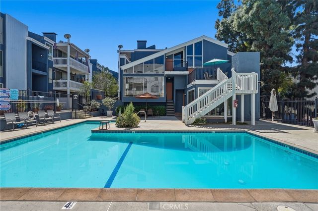 17711 Margate Street 103, Encino, CA 91316