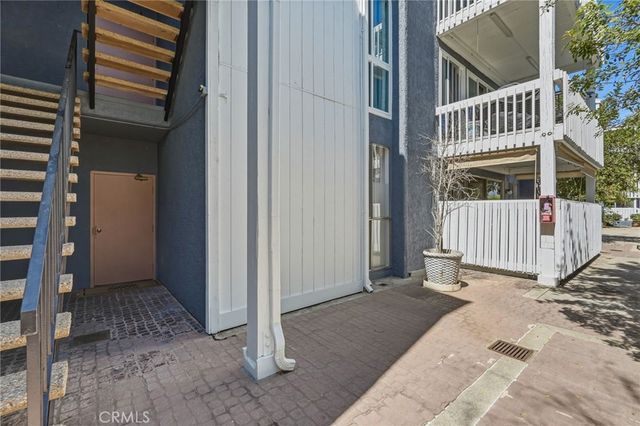 17711 Margate Street 103, Encino, CA 91316