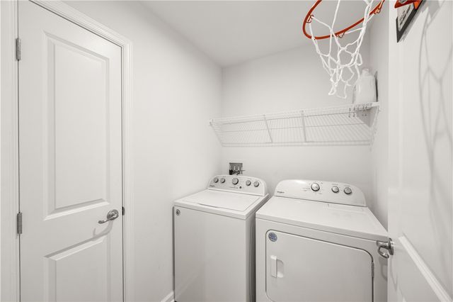 8 Wiltshire Circle, Easley, SC 29642