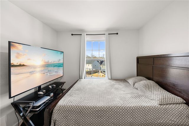 8 Wiltshire Circle, Easley, SC 29642