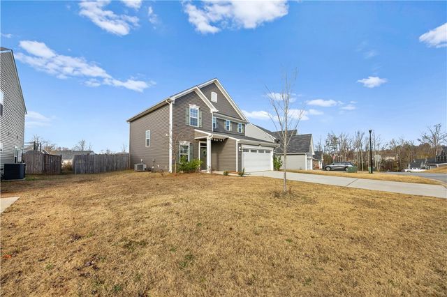 8 Wiltshire Circle, Easley, SC 29642