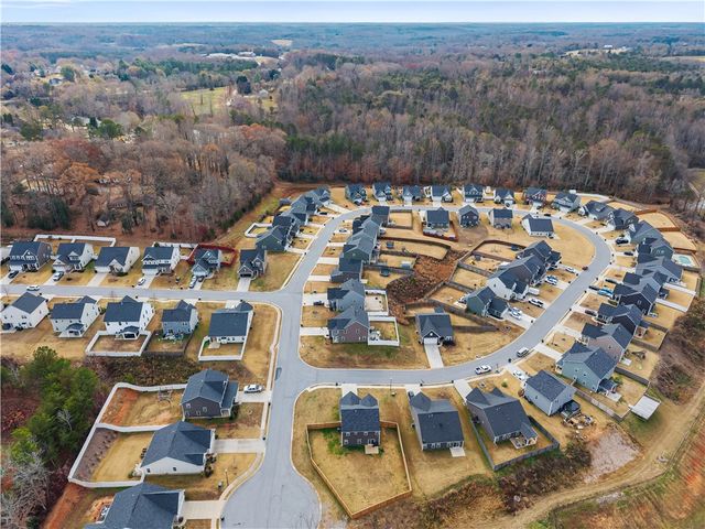 8 Wiltshire Circle, Easley, SC 29642