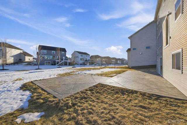 11725 35th Street N, Lake Elmo, MN 55042