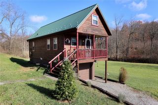 1313 Arner Road, Chester, WV 26034