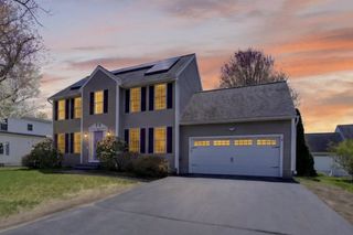 54 Pine Hill Road, Nashua, NH 03063