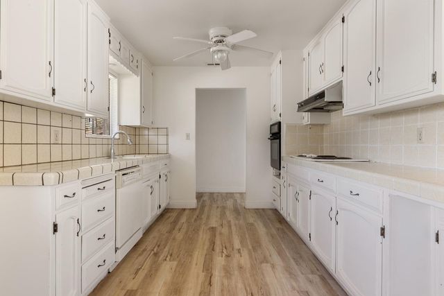 2500 Hampton Way, Turlock, CA 95382