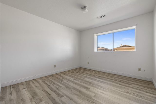 2500 Hampton Way, Turlock, CA 95382