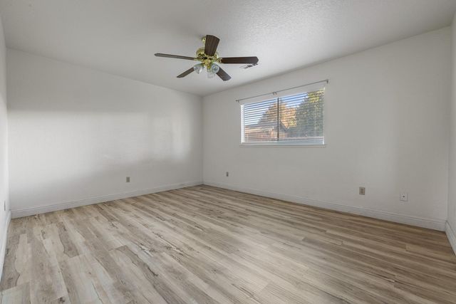 2500 Hampton Way, Turlock, CA 95382