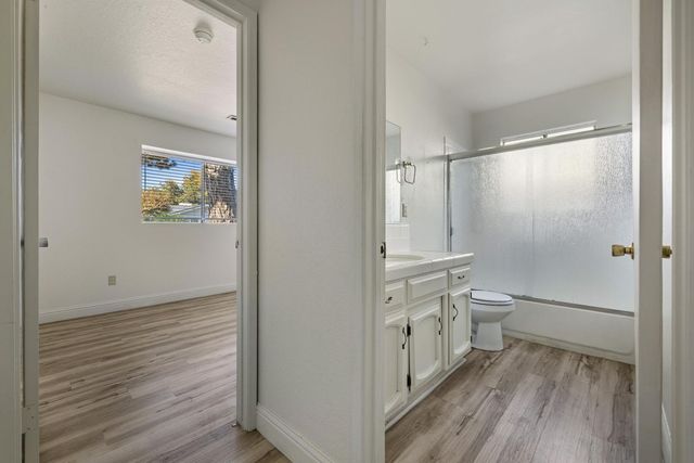 2500 Hampton Way, Turlock, CA 95382