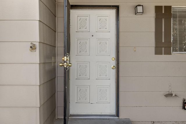 2500 Hampton Way, Turlock, CA 95382