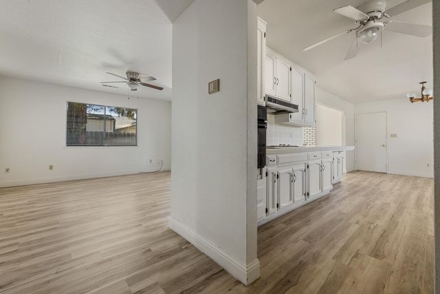 2500 Hampton Way, Turlock, CA 95382