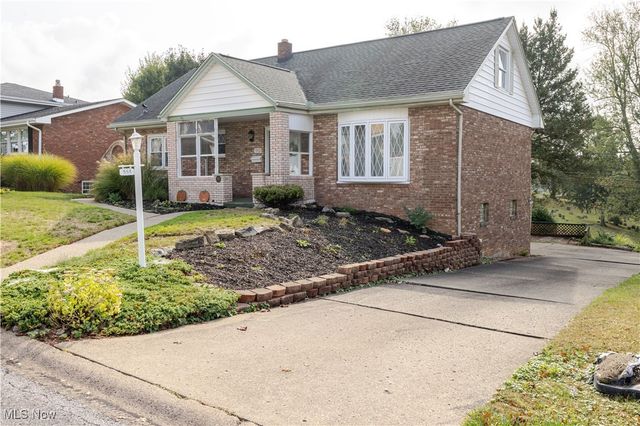 553 Braybarton Boulevard, Steubenville, OH 43952