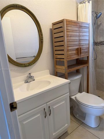 4767 NW 9th Drive 4767, Plantation, FL 33317