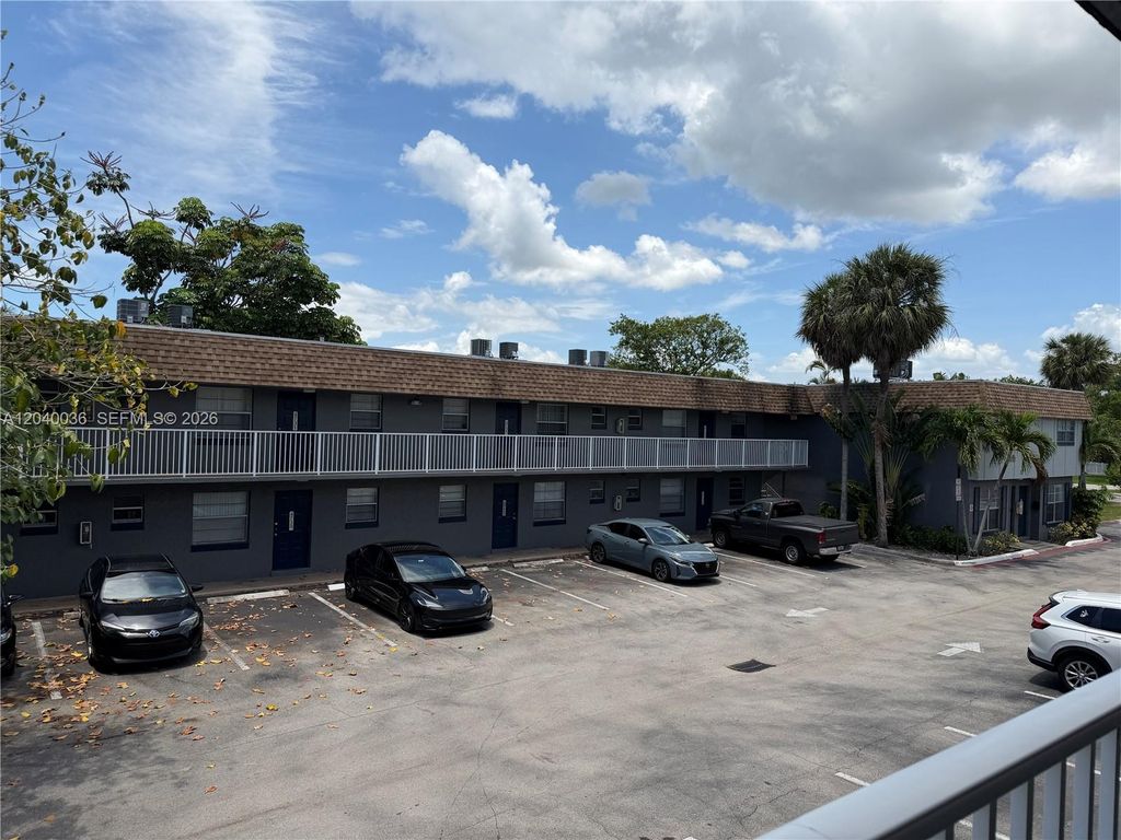 4767 NW 9th Drive 4767, Plantation, FL 33317