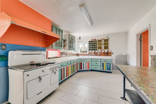 2831 Grafton Avenue, Dallas, TX 75211