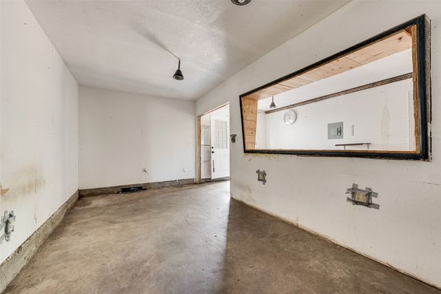 2831 Grafton Avenue, Dallas, TX 75211