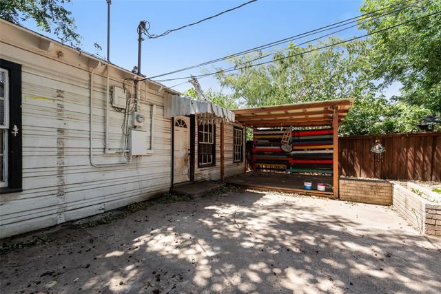 2831 Grafton Avenue, Dallas, TX 75211