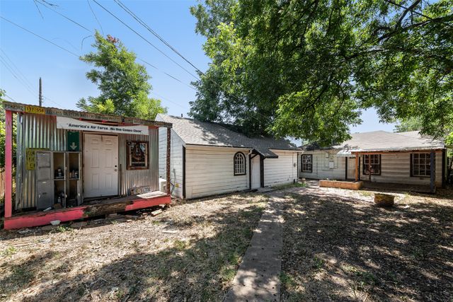 2831 Grafton Avenue, Dallas, TX 75211
