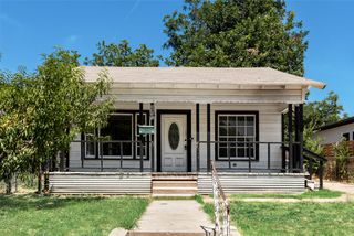2831 Grafton Avenue, Dallas, TX 75211