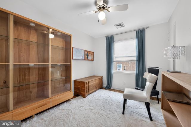 857 GLENN ST, Philadelphia, PA 19115