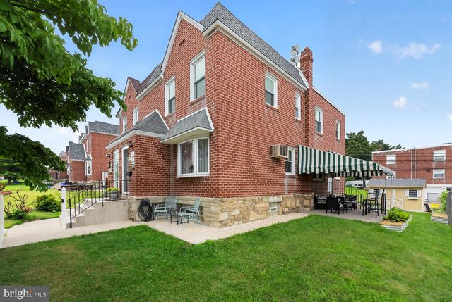 857 GLENN ST, Philadelphia, PA 19115
