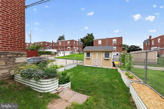 857 GLENN ST, Philadelphia, PA 19115
