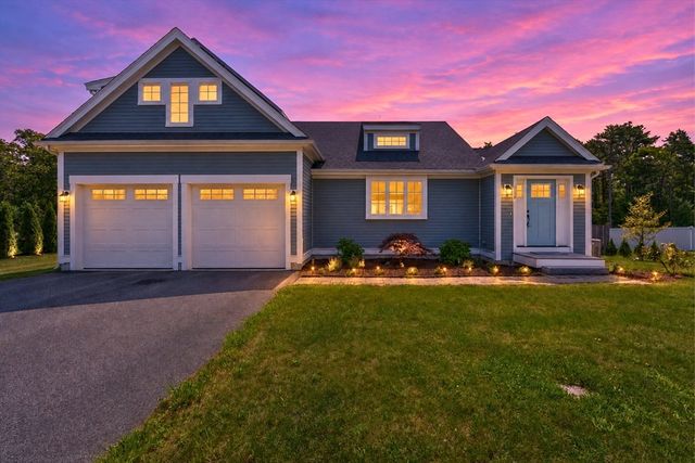 7 Maxwell Lane, Sandwich, MA 02563