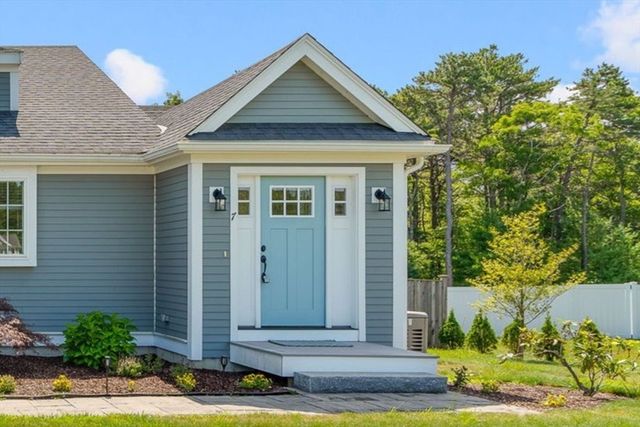 7 Maxwell Lane, Sandwich, MA 02563
