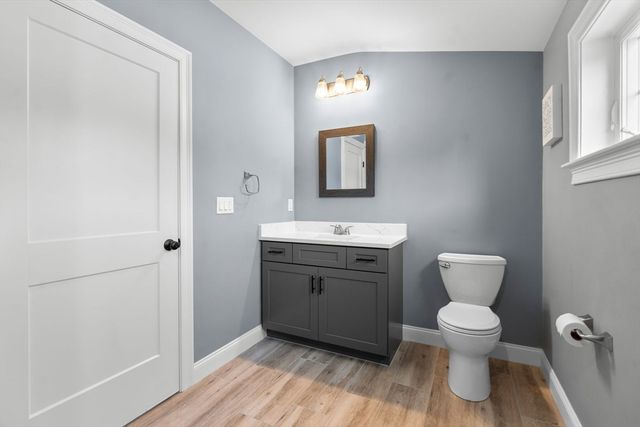 7 Maxwell Lane, Sandwich, MA 02563