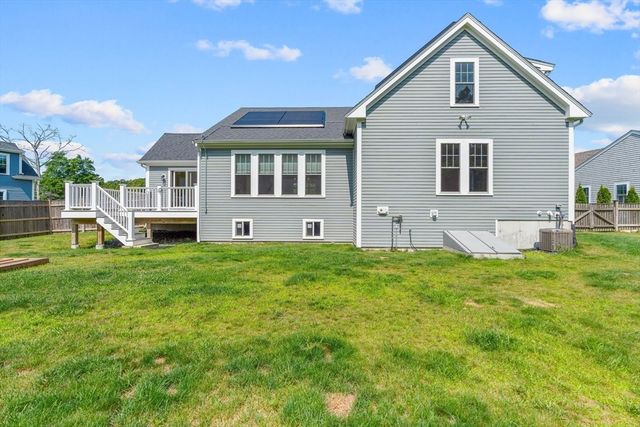 7 Maxwell Lane, Sandwich, MA 02563