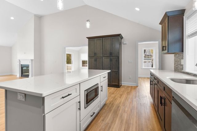 7 Maxwell Lane, Sandwich, MA 02563