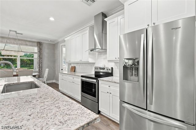 1264 14th AVE NE, Naples, FL 34120