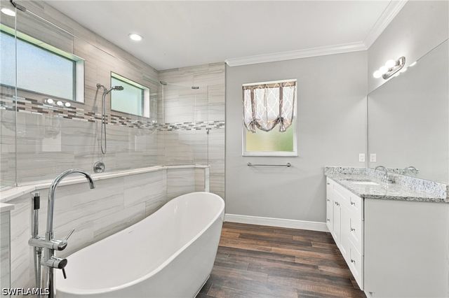 1264 14th AVE NE, Naples, FL 34120