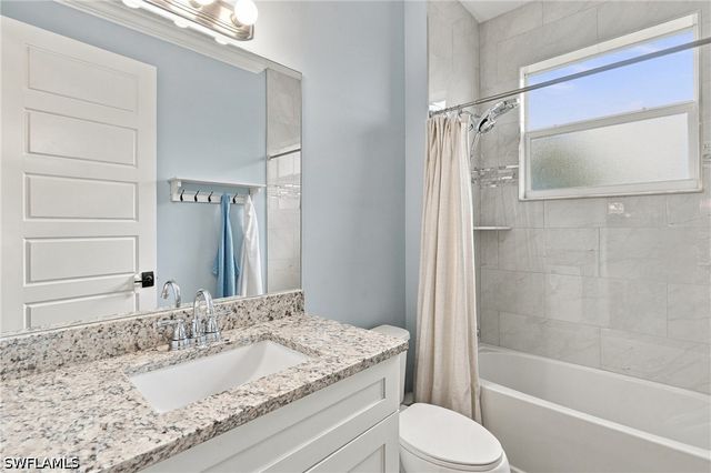 1264 14th AVE NE, Naples, FL 34120