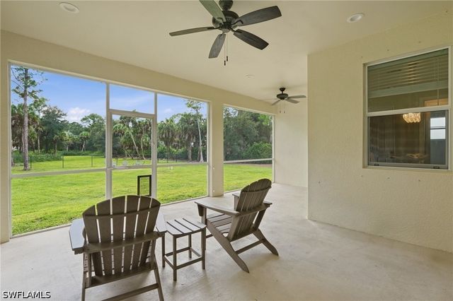 1264 14th AVE NE, Naples, FL 34120