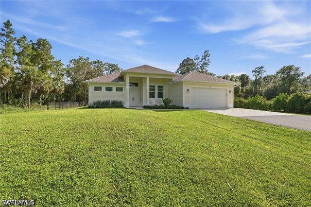 1264 14th AVE NE, Naples, FL 34120