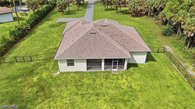 1264 14th AVE NE, Naples, FL 34120