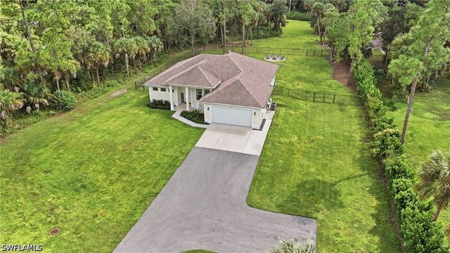 1264 14th AVE NE, Naples, FL 34120