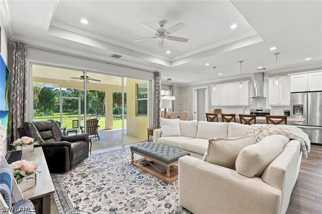 1264 14th AVE NE, Naples, FL 34120