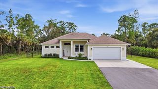 1264 14th AVE NE, Naples, FL 34120
