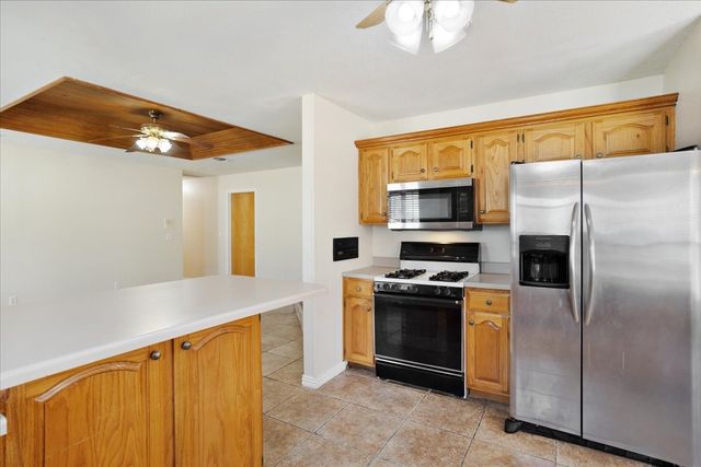 225 Red Oak Lane, Powderly, TX 75473